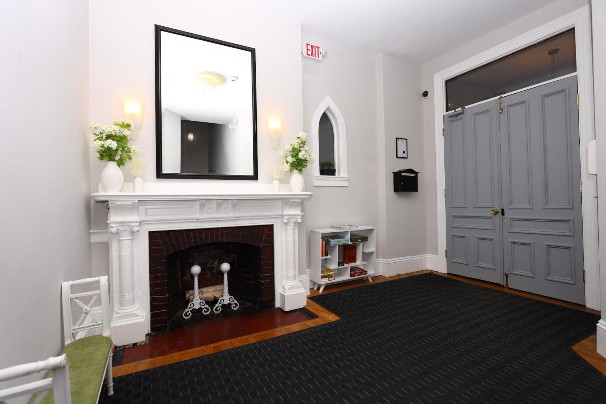 Stylish Newbury Street Studio, #2 Βοστώνη Εξωτερικό φωτογραφία